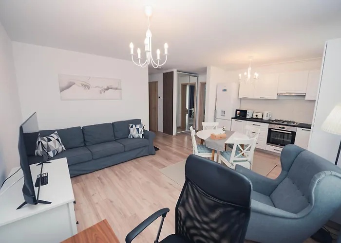 Aparthotel White Mood 3*